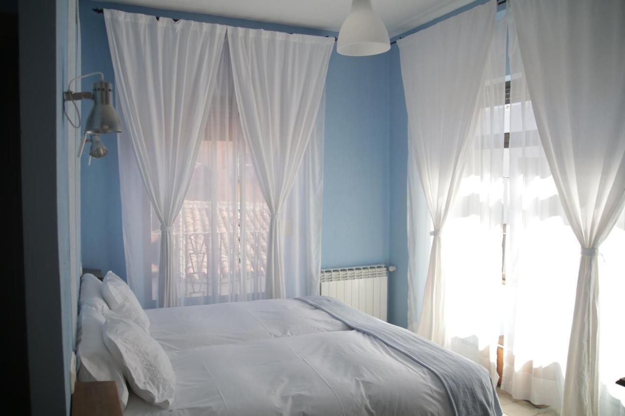 Hotel Villa Maria Fuentes de Bejar Ngoại thất bức ảnh