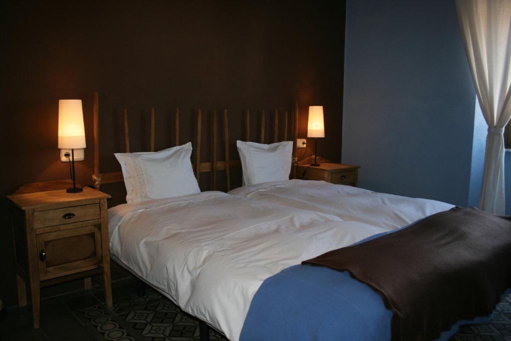 Hotel Villa Maria Fuentes de Bejar Ngoại thất bức ảnh